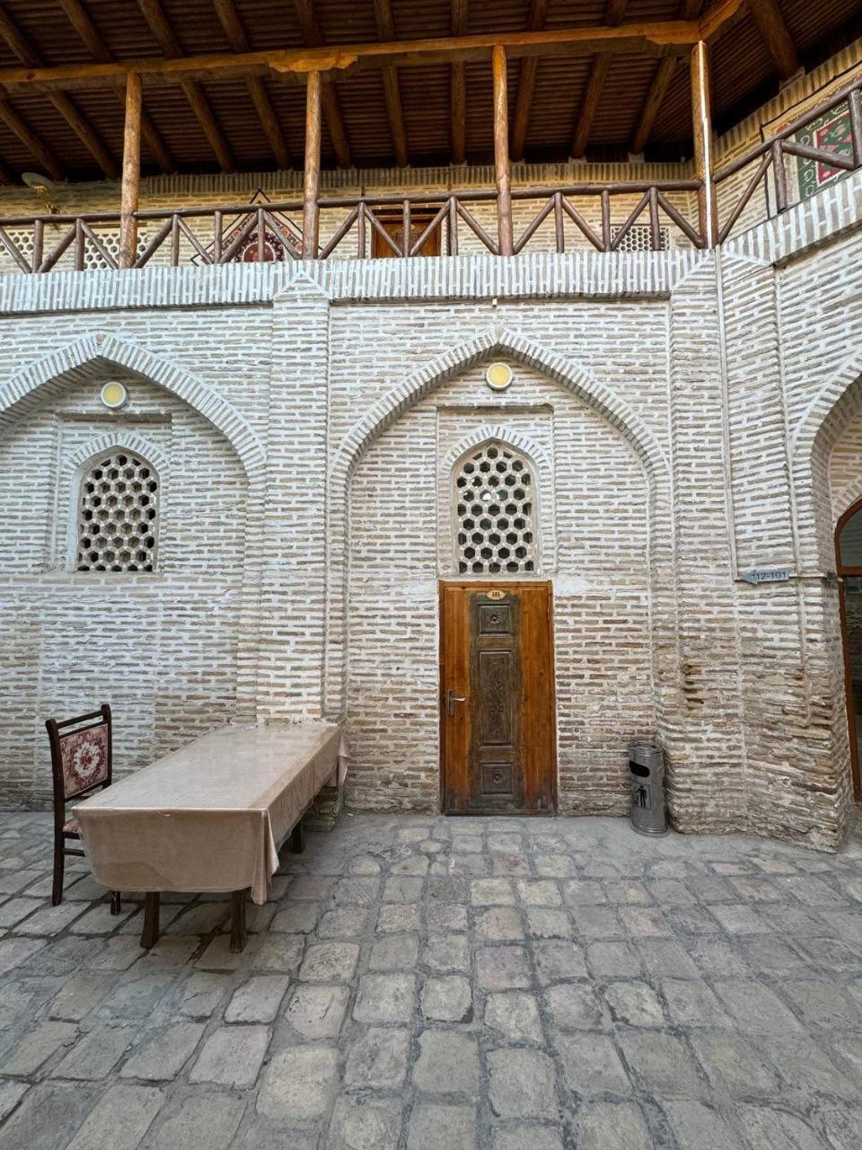 Ohun 18Th Century Caravansarai بخارى المظهر الخارجي الصورة