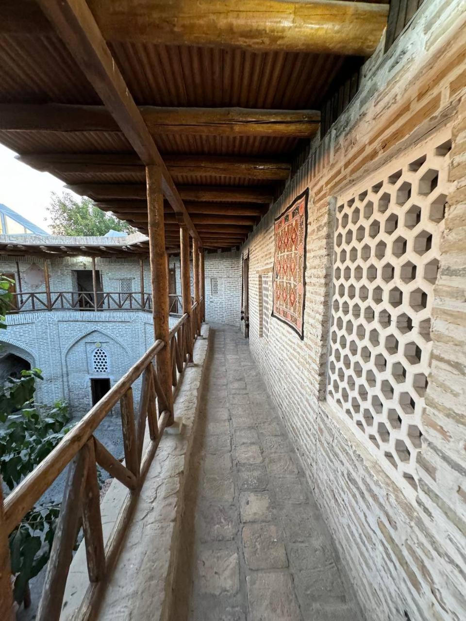 Ohun 18Th Century Caravansarai بخارى المظهر الخارجي الصورة
