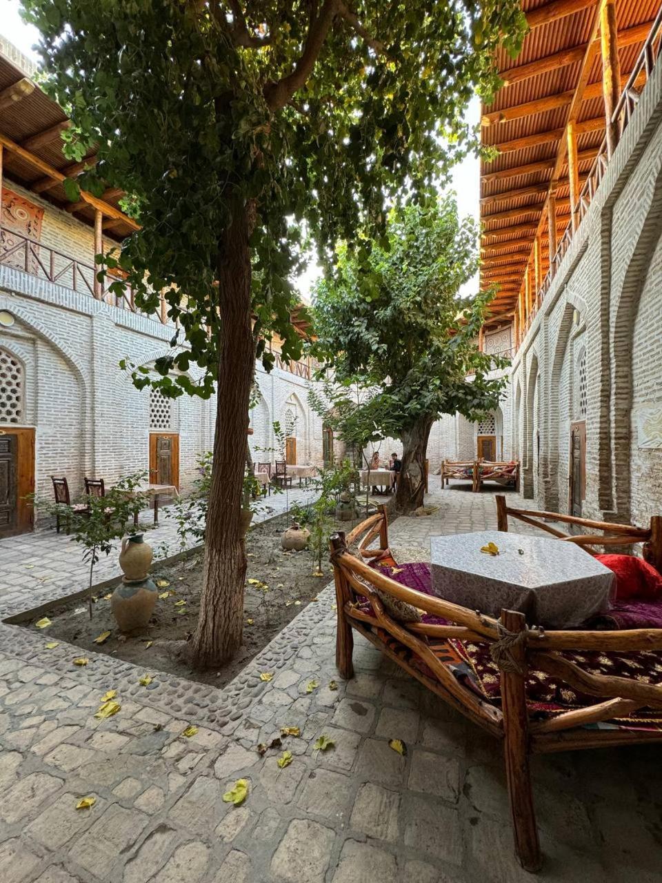 Ohun 18Th Century Caravansarai بخارى المظهر الخارجي الصورة