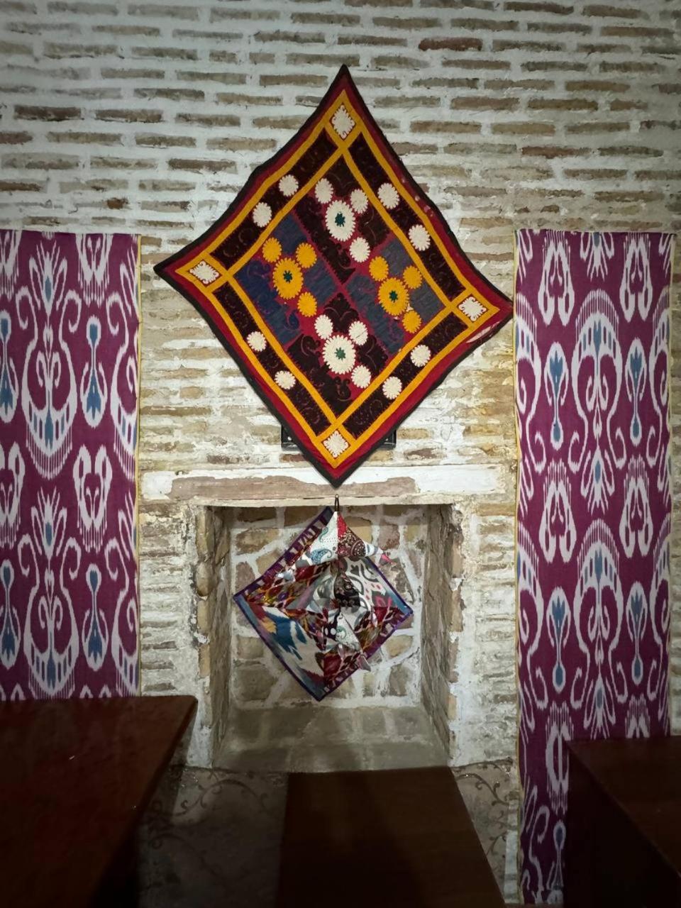 Ohun 18Th Century Caravansarai بخارى المظهر الخارجي الصورة